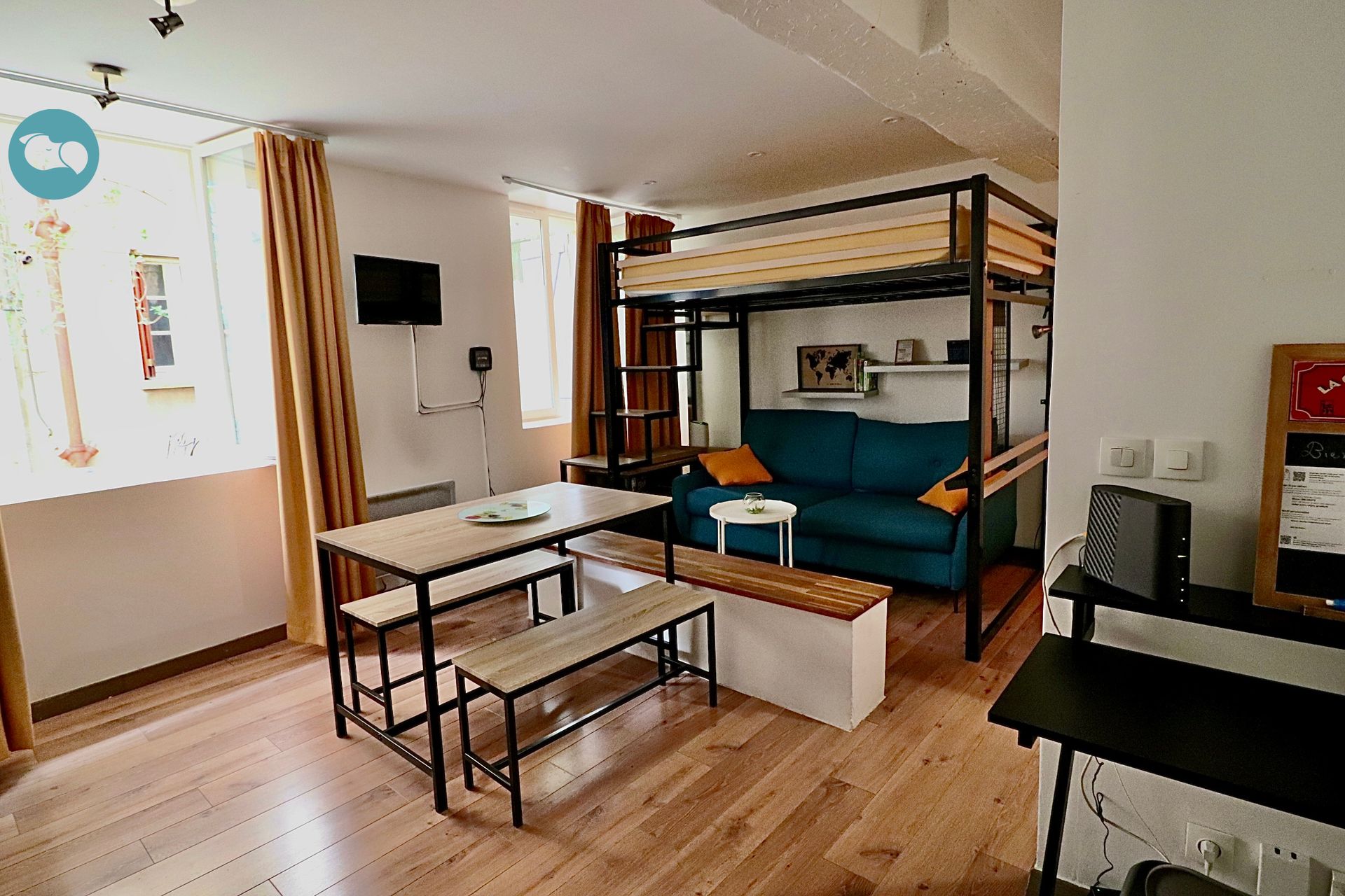 2 min RER - 25 min Paris - Studio équipé & jardin