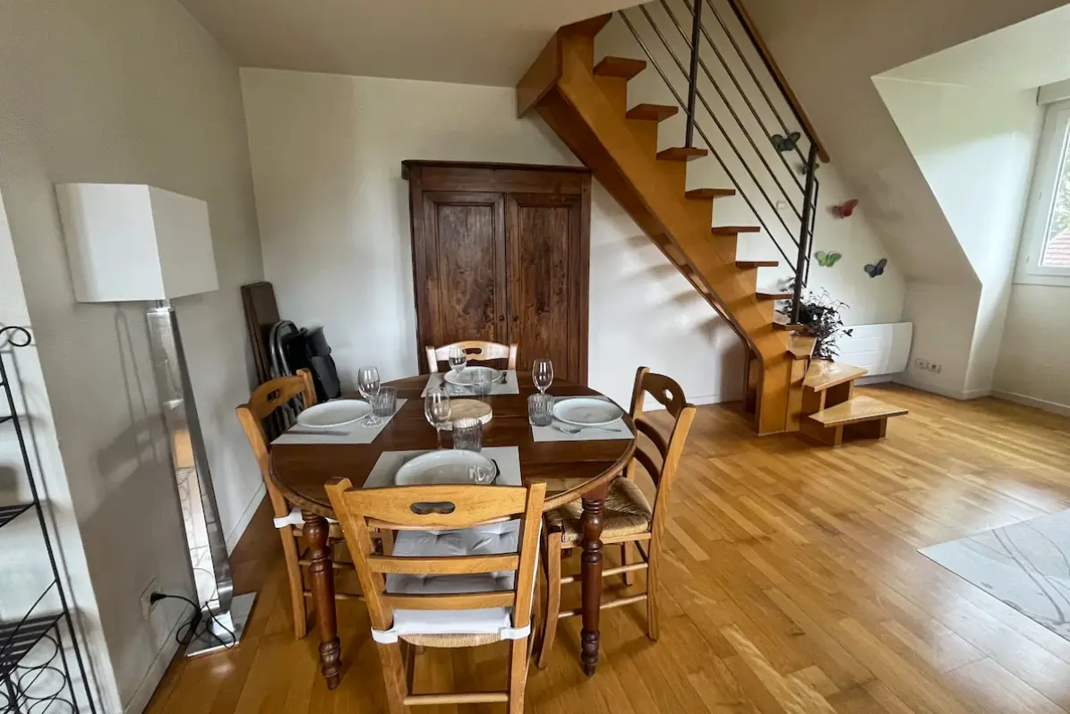 Beau 2 pièces tout équipé - 2min Gare Marly-le-Roi